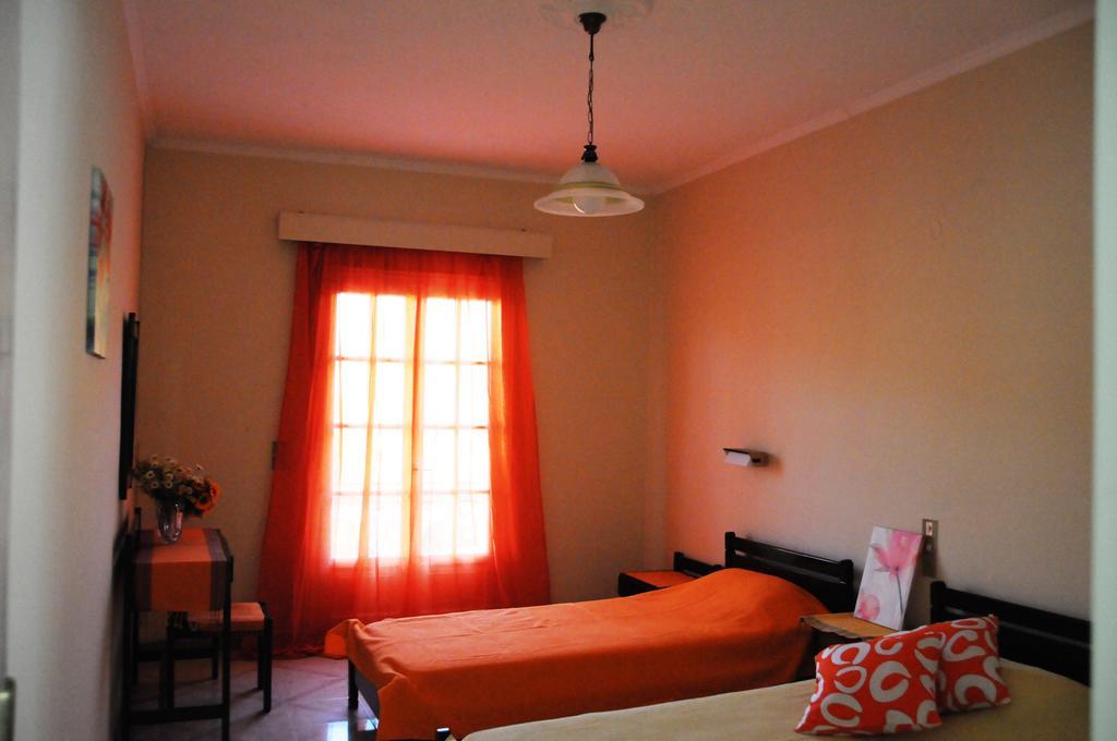 Vicky'S Garden Apartment Kalamaki  Bagian luar foto