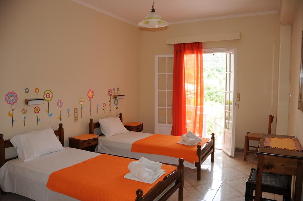 Vicky'S Garden Apartment Kalamaki  Bagian luar foto