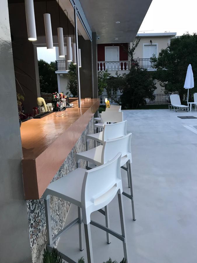 Vicky'S Garden Apartment Kalamaki  Bagian luar foto
